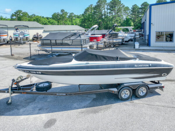 Gray- Glastron XL255